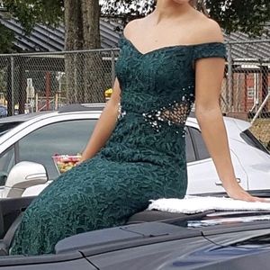 Green lace/glitter prom dress